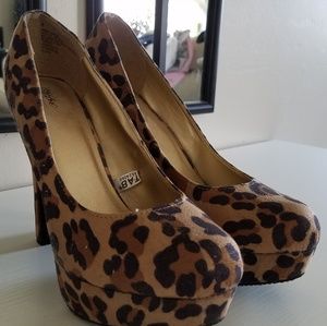 Cheetah print platform heels